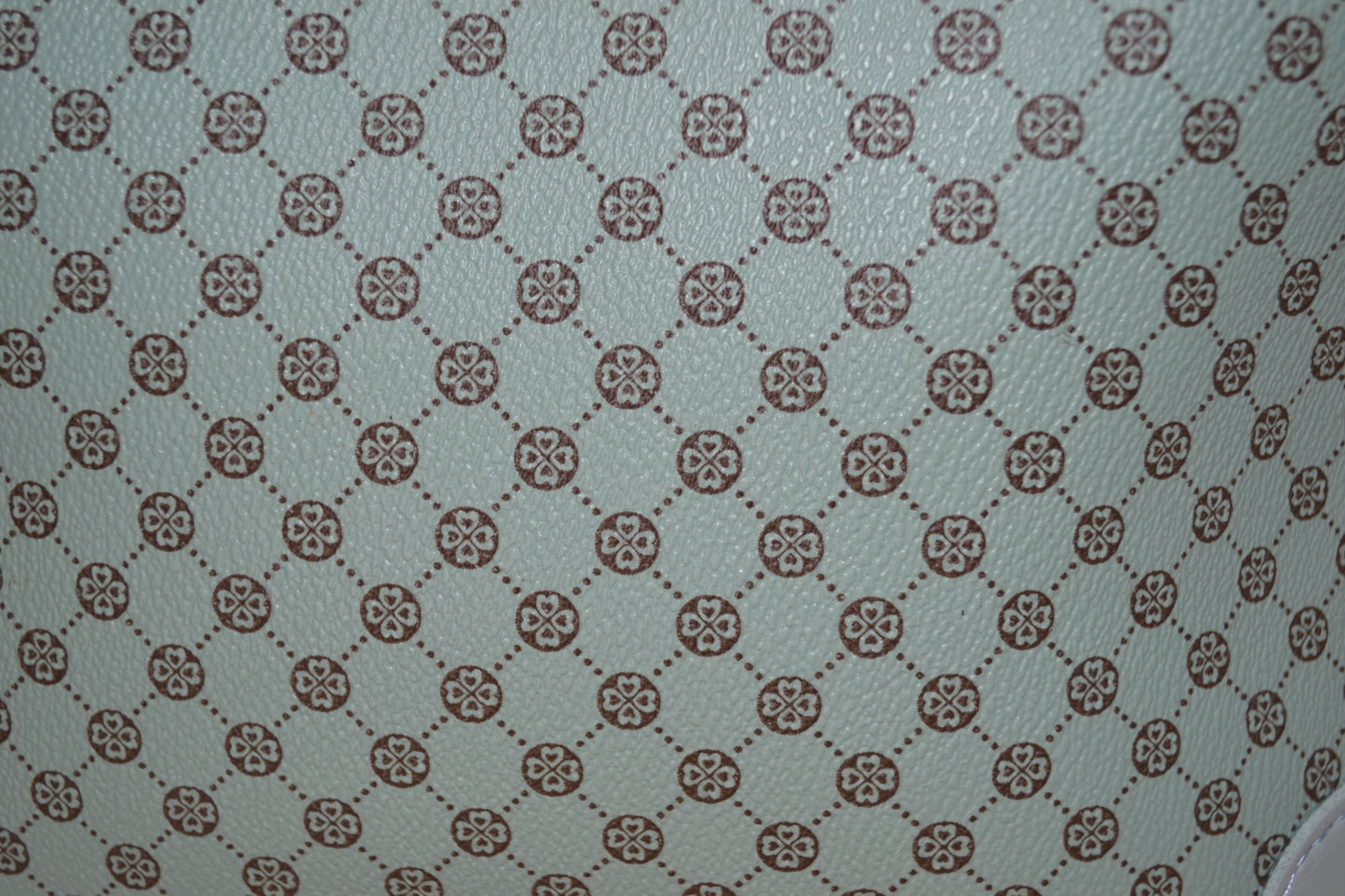 Sac à main simili cuir Bleu motif trèfles marron