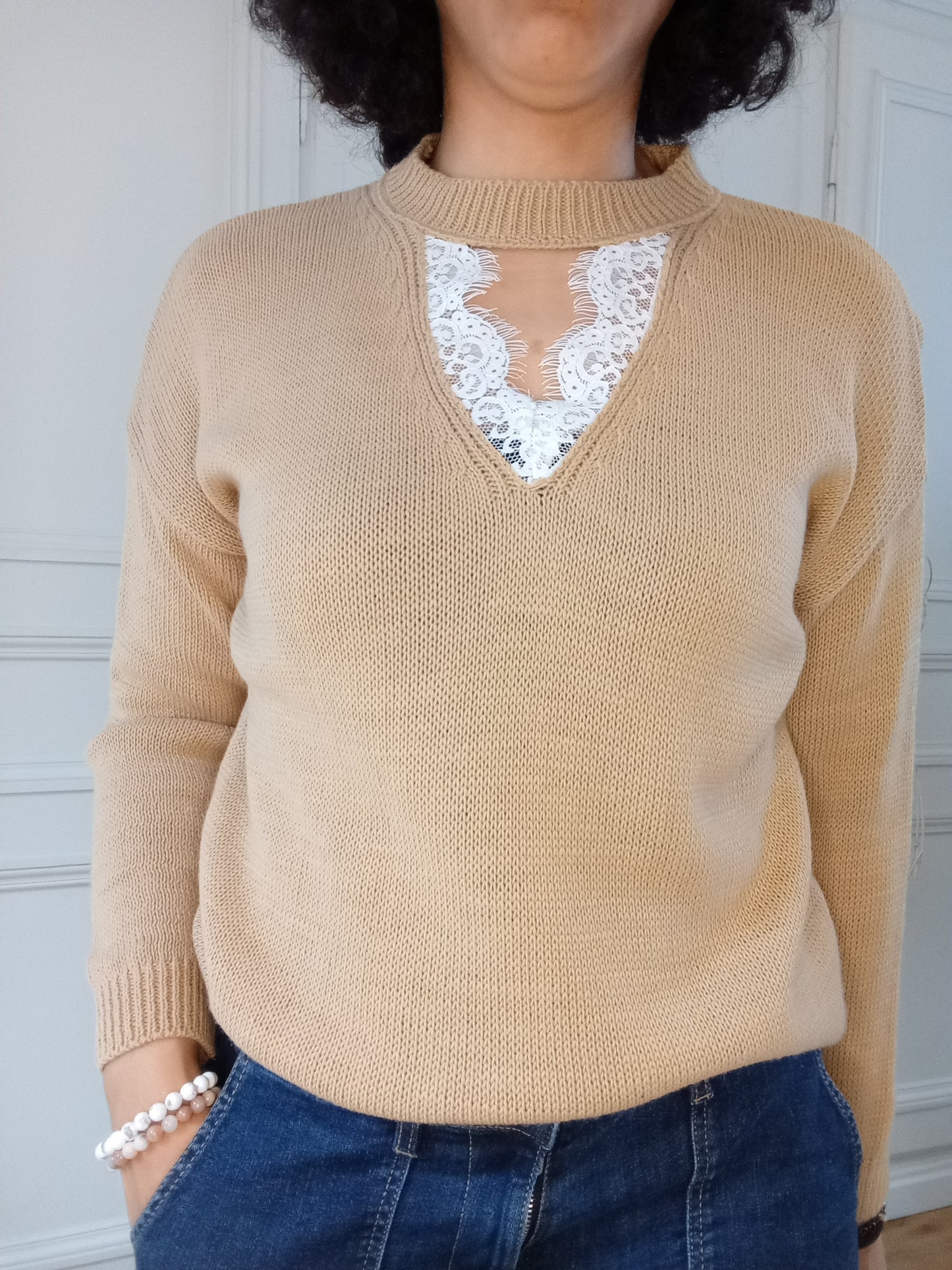 Pull col dentelle Camel