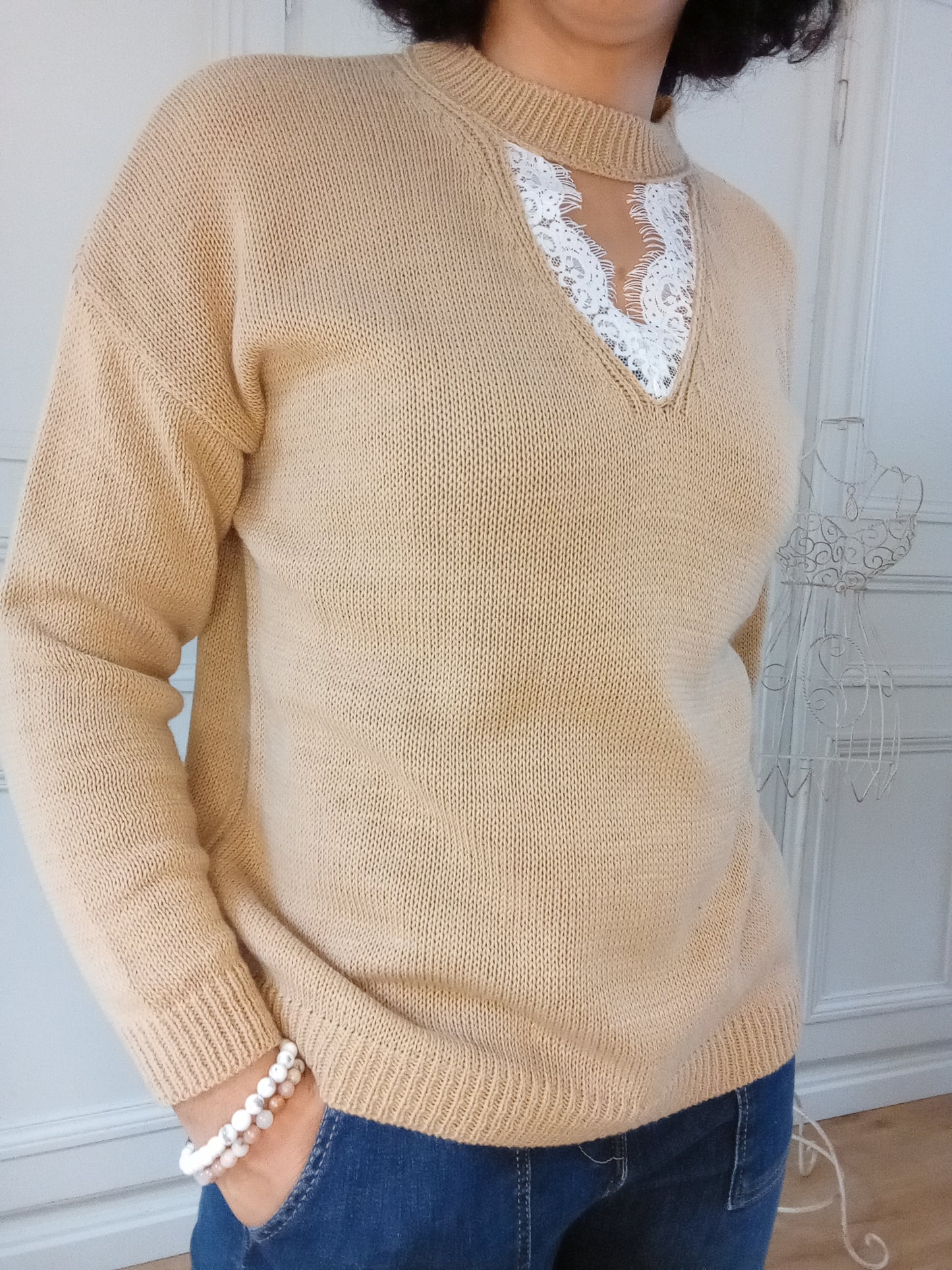Pull col dentelle Camel