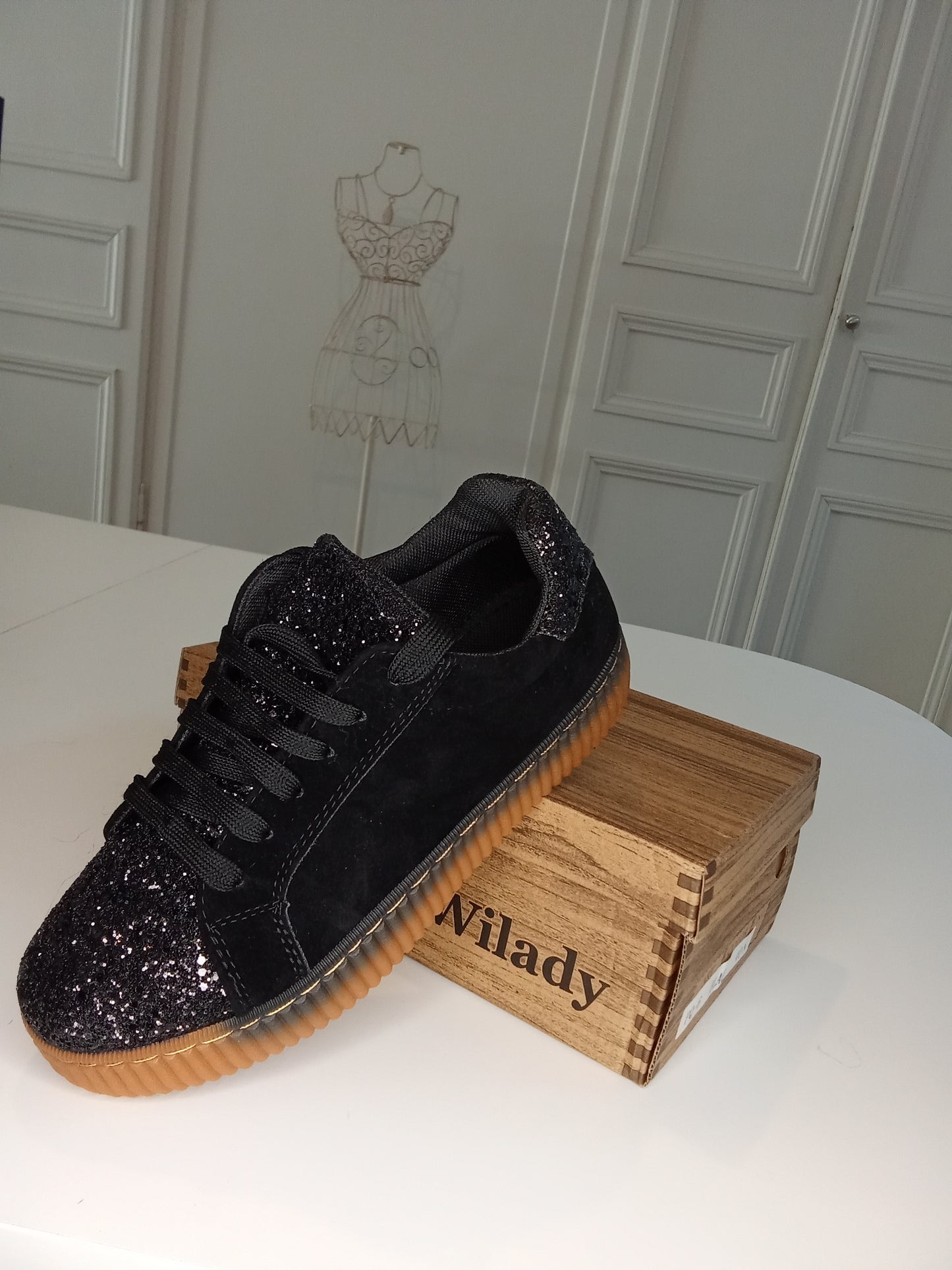 Baskets de ville noires pailletées