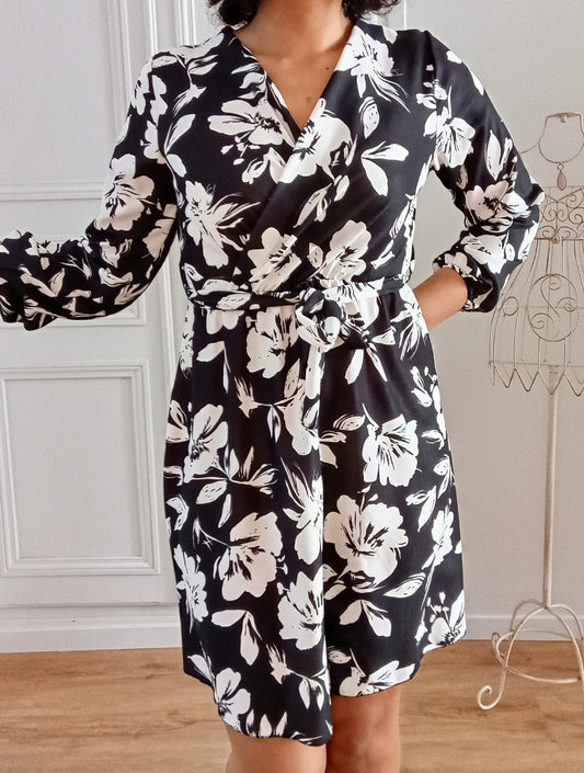 Robe imprimée Fleurs noire et blanche