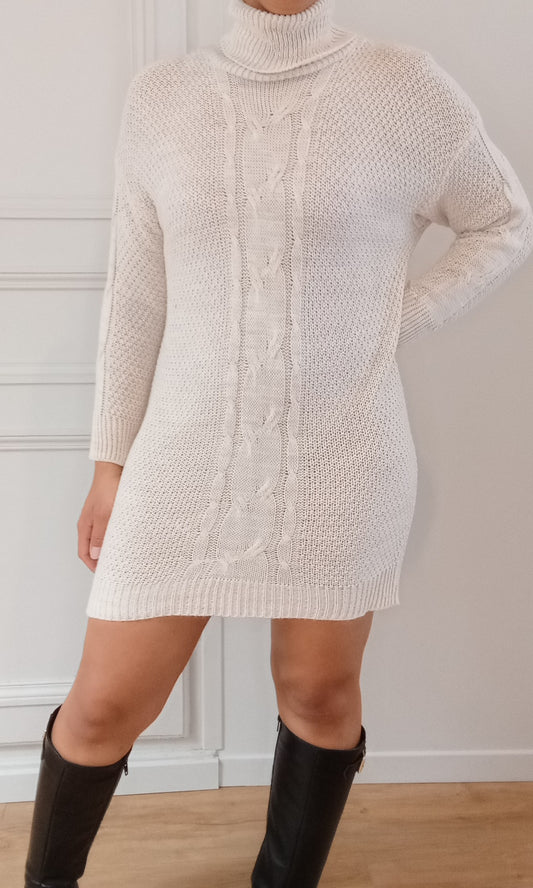 Pull robe col roulé beige