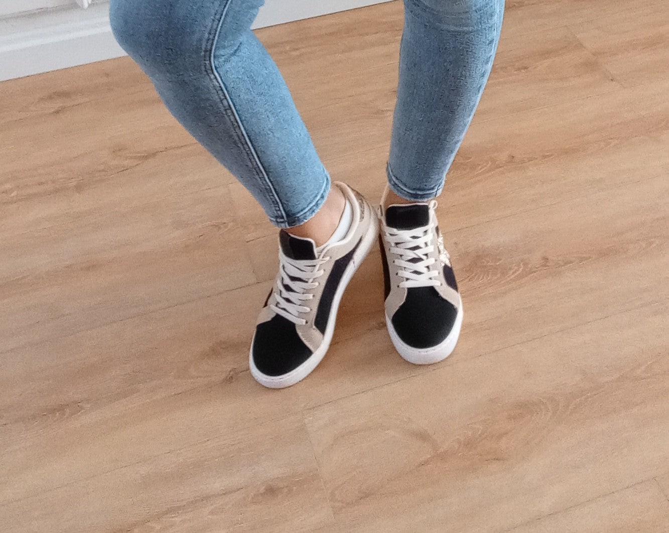 Baskets noires Cosmos