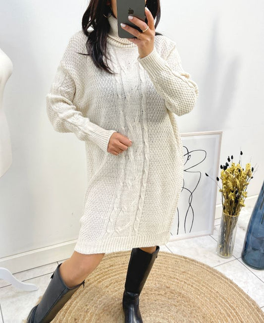 Pull robe col roulé beige